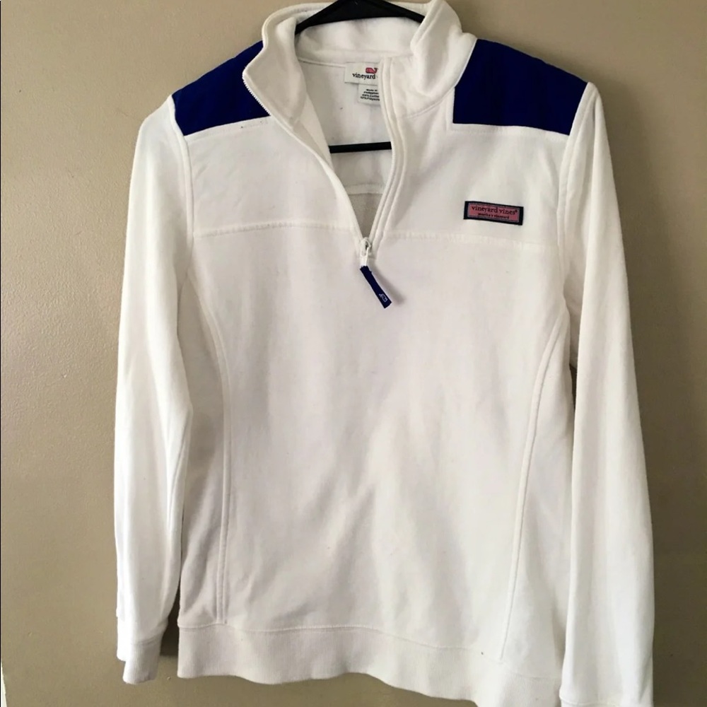 Vineyard Vines White Pullover.